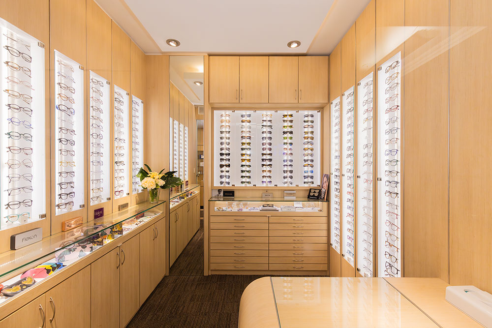 Full Service Optical Shop Fifth Avenue Associates